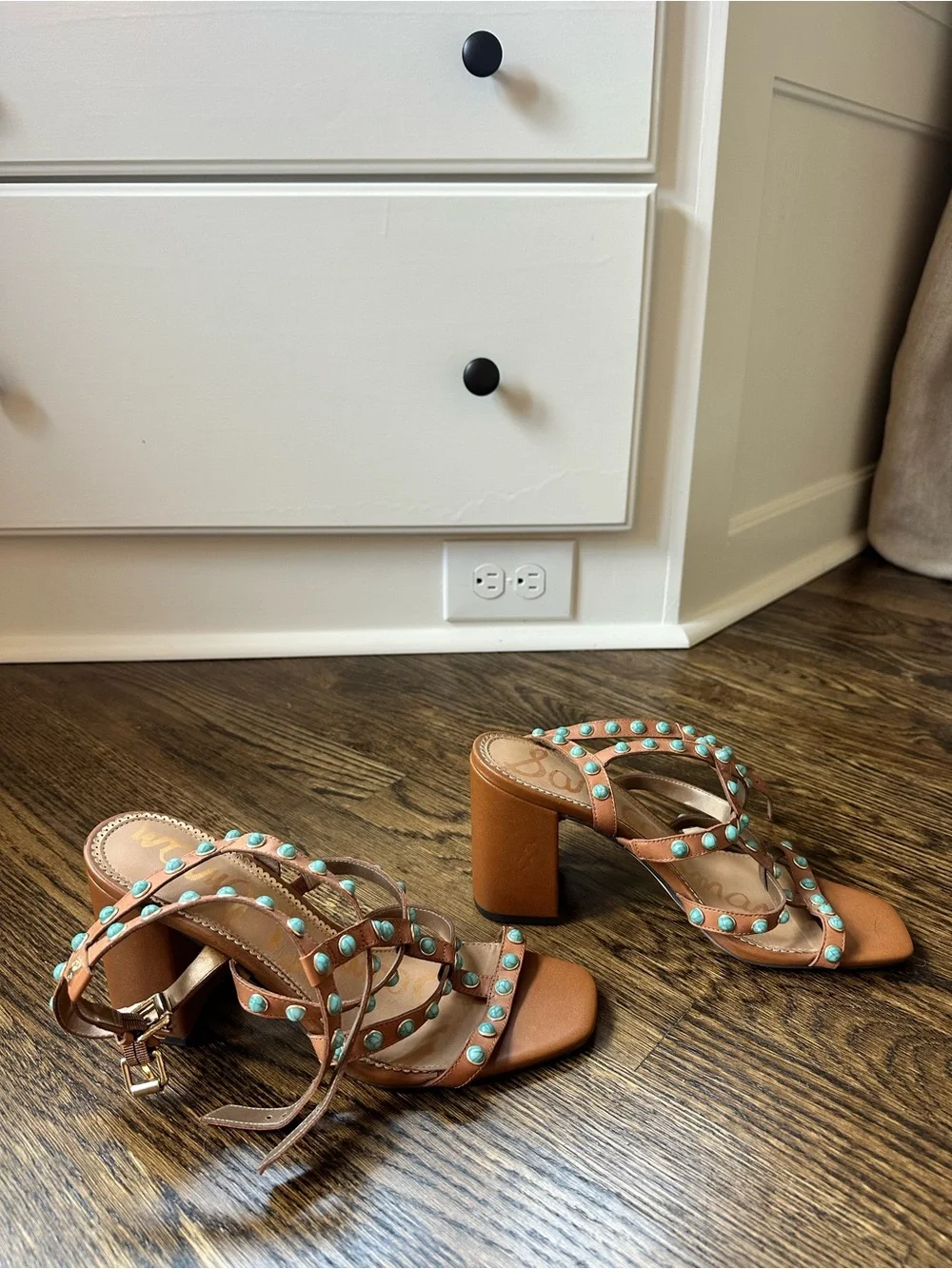 Sam Edelman Tan Leather Studded Turquoise Strap Sandals, size 9